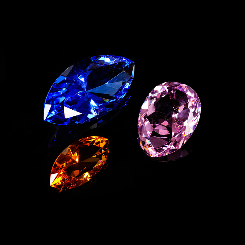 Leaf Shape Crystal Diamond